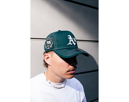 Kappe New Era - MLB Contrast Stitch WS Retro 9FORTY Trucker - Oakland Athletics - Dark Green