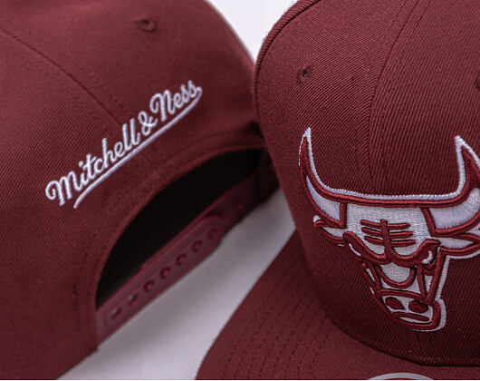 Kappe Mitchell & Ness - NBA Fashion Basic Snapback - Chicago Bulls - Dark Purple