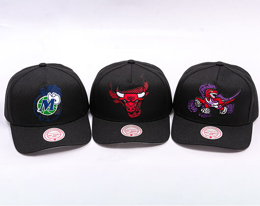 Kappe Mitchell & Ness - NBA Tilted Pro Snapback - Chicago Bulls - Black