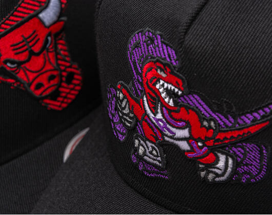 Kappe Mitchell & Ness - NBA Tilted Pro Snapback Hwc - Toronto Raptors - Black