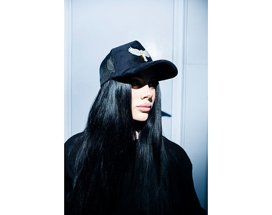 Kappe Reflection Luxury Samt Strasssteine Schwarz / Weiß