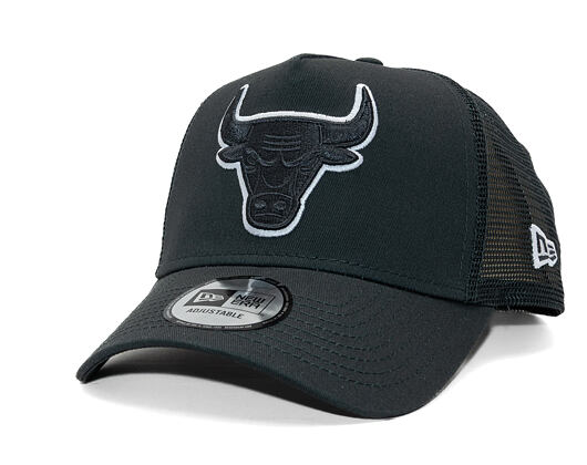Kappe New Era - NBA Outline 9FORTY A-Frame Trucker - Chicago Bulls - Steel / White