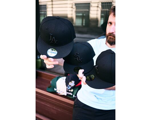Kappe New Era - MLB Black on Black 59FIFTY - Atlanta Braves - Black