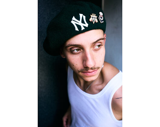Baskenmütze New Era - MLB IMAGE DROP Retro Pin Beret - NY Yankees - Black