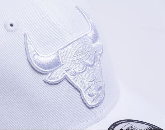 Kappe New Era - NBA Essential 9FORTY - Chicago Bulls - White
