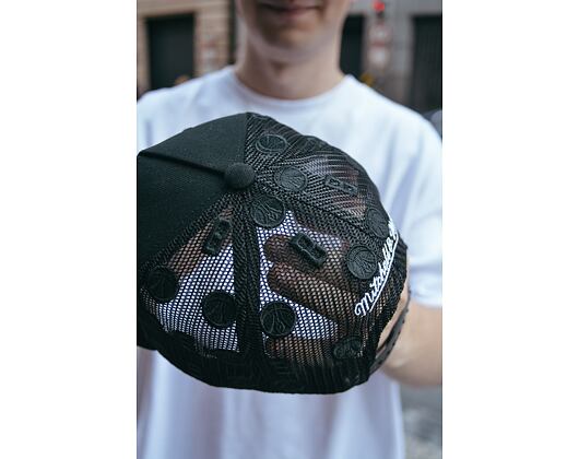 Kappe Mitchell & Ness - NBA Monogram Trucker Milwaukee Bucks Black