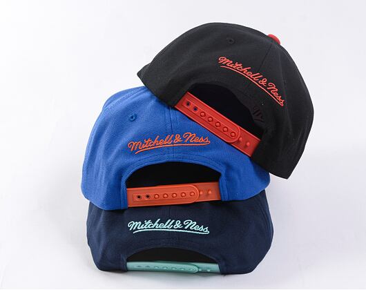 Kappe Mitchell & Ness - Team 2 Tone 2.0 Snapback - Carolina Hurricanes - Black/Red