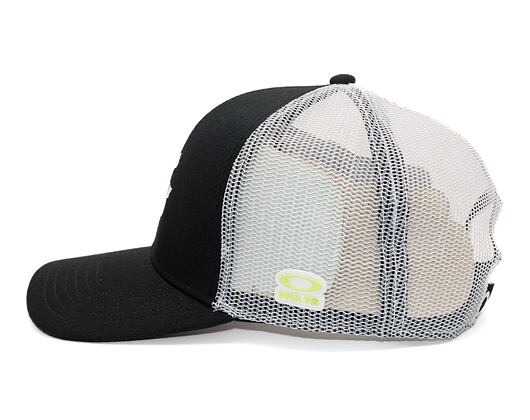 Kappe Oakley - Golf WMPO Souvenir Trucker Hat - Black/White