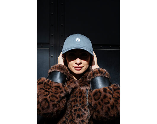 Kappe New Era - MLB Washed Mini Logo 9TWENTY - NY Yankees - Grape