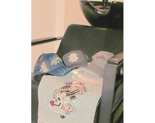 Kappe Ed Hardy - 1971 5 Panel Trucker Cap