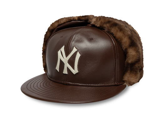 Kappe New Era - MLB IMAGE DROP Leather Dog-Ear 59FIFTY - NY Yankees - Deep Auburn