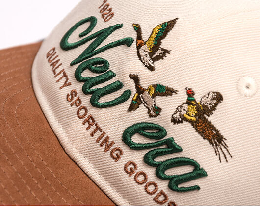 Kappe New Era - Branded Suede Pre-Curved 9FIFTY Retro Crown - Cream / Deep Auburn
