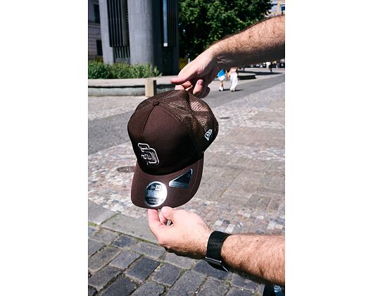 Kappe New Era - MLB APEX 9FORTY A-Frame - San Diego Padres - Team Color