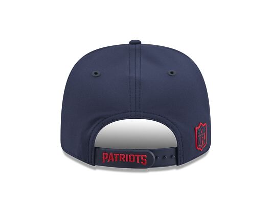 Kappe New Era - NFL 2026 Sideline 9SEVENTY Stretch-Snap - New England Patriots - Team Color
