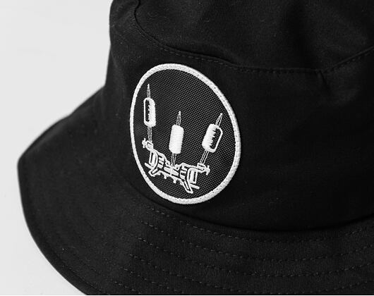 Hut Ari Ink  Crown Badge v.2 Flexfit Cotton Twill Bucket Hat Black