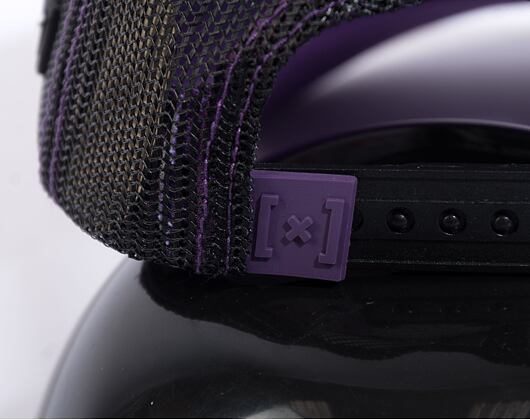 Kappe Capslab Batman - Retro Batman Trucker Black / Purple