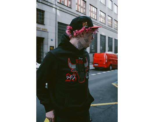 Pullover Mikina Adam Wave × New Era Chicago Bulls Tribute Hoody