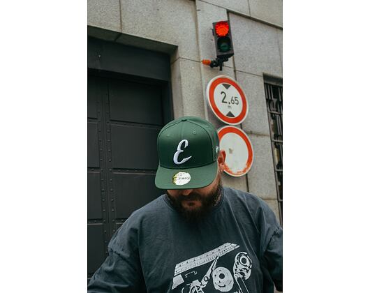 Kappe New Era - 59FIFTY League Basic - Prague Eagles - Dark Green