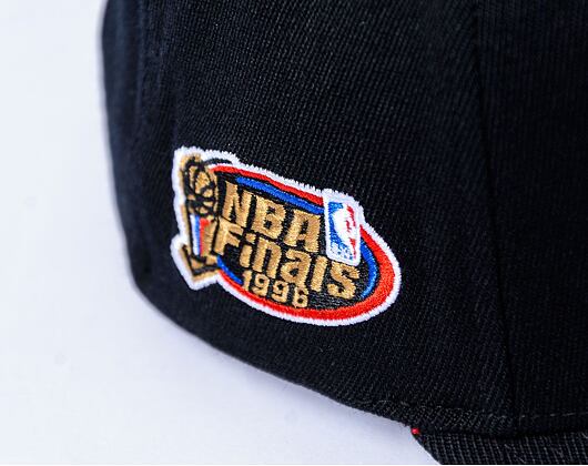 Kappe Mitchell & Ness - NBA Glow Up Classic Red Chicago Bulls Black