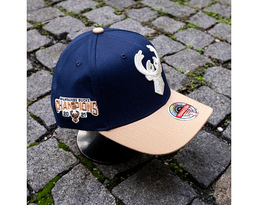 Kappe Mitchell & Ness - Sand Storm Classic Red - Milwaukee Bucks - Navy/Sand