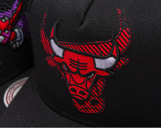 Kappe Mitchell & Ness - NBA Tilted Pro Snapback - Chicago Bulls - Black