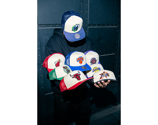 Kappe Mitchell & Ness - NBA Vintage Block Trucker - Chicago Bulls - Cream