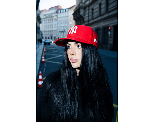 Kappe New Era - MLB Basic 59FIFTY - NY Yankees - Scarlet / White