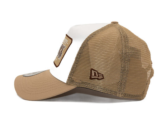 Kappe New Era - Branded Location Patch 9FORTY Trucker - Camel