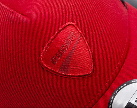 Kappe New Era - Ducati Motor Seasonal 9FORTY Trucker - Pinot Red