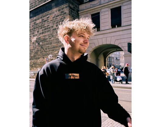 Pullover Van Nermal Hoodie (Black)