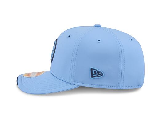 Kappe New Era - NFL 2026 Sideline 9SEVENTY Stretch-Snap - Tennessee Titans - Team Color