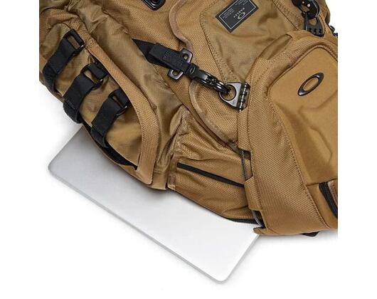 Batoh Oakley - Kitchen Sink - Total Coyote