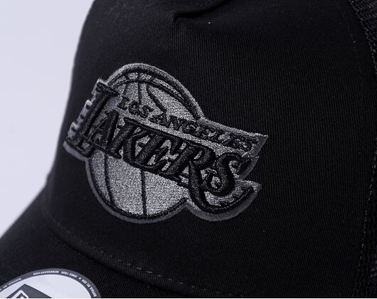 Kappe New Era - NBA Black on Black 9FORTY Trucker - LA Lakers - Black