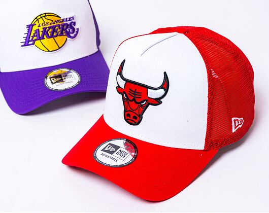 Kappe New Era - NBA Team Clear 9FORTY Trucker - Chicago Bulls - White / Red