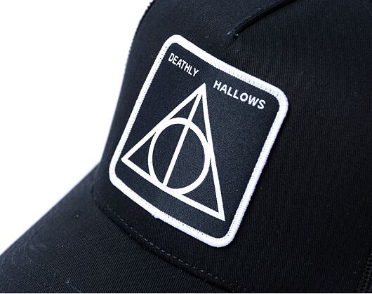 Kappe Capslab - Trucker Harry Potter Trucker Deadly Hollows Dark Arts - Black
