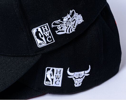 Kappe Mitchell & Ness - NBA Glow Up Classic Red Chicago Bulls Black