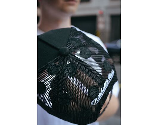 Kappe Mitchell & Ness - NBA Monogram Trucker Memphis Grizzlies Black