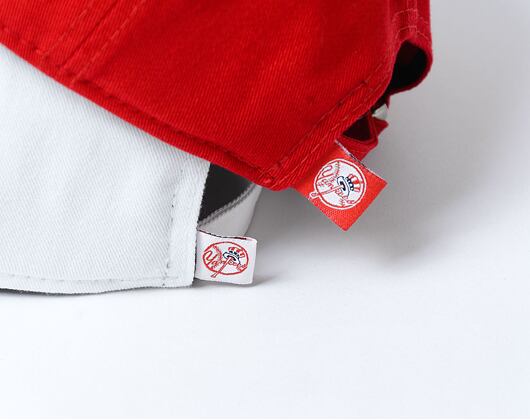 Kappe New Era - 9TWENTY Classic Dad Cap - NY Yankees - Scarlet / White