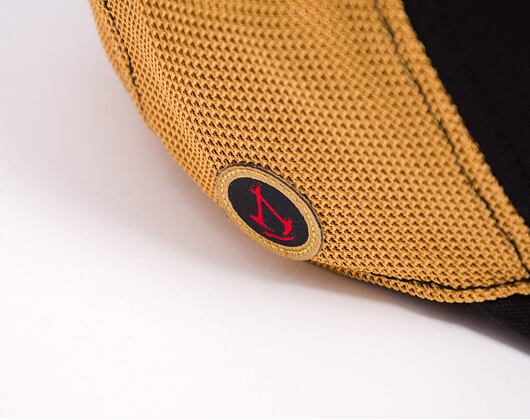 Kappe Capslab - Trucker Assassins Creed - Naoe - Black / Red