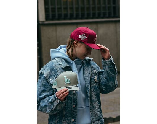 Kappe New Era - MLB World Series 9FIFTY Original Fit - Atlanta Braves - Burgundy / Pink