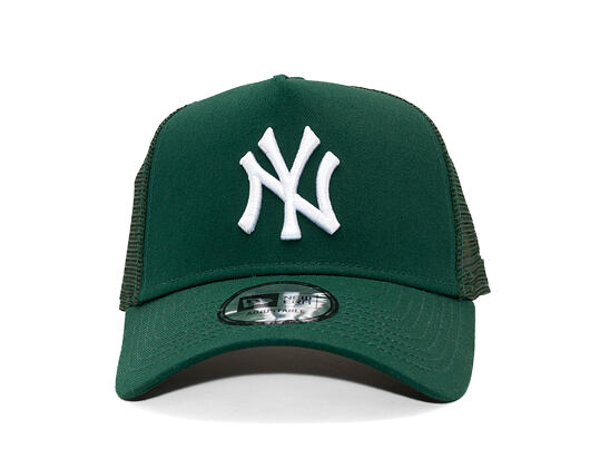 Kappe New Era - MLB League Essential 9FORTY Trucker - NY Yankees - Dark Green / White