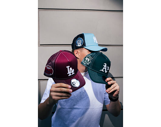 Kappe New Era - MLB Contrast Stitch WS Retro 9FORTY Trucker - NY Yankees - Blue