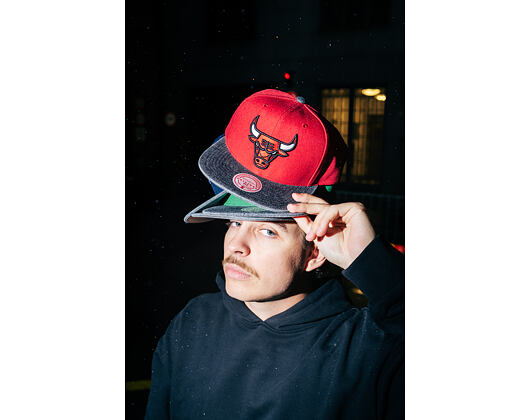Kappe Mitchell & Ness - NBA Denim Patchwork - Chicago Bulls - Red