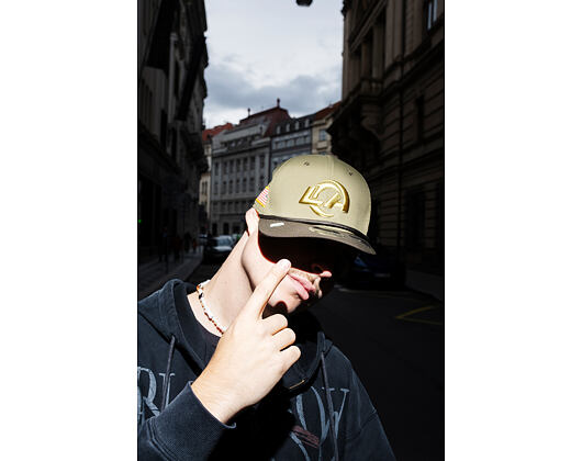 Kappe New Era - NFL25 "Salute to Service" - 9SEVENTY Stretch-Snap - Los Angeles Rams 