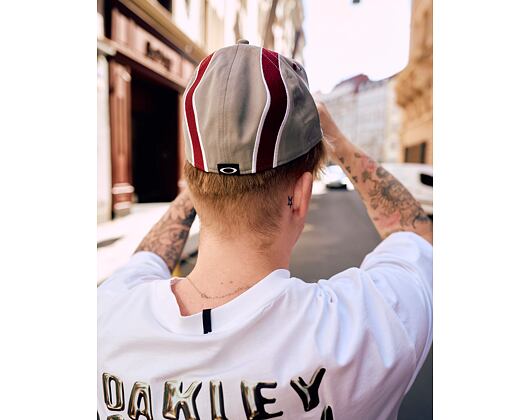 Kappe Oakley - Wave Cap - Cement/Black/Iron Red