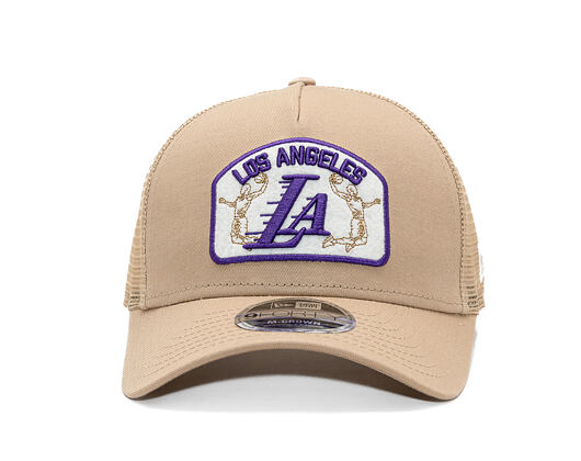 Kappe New Era - NBA Felt Patch 9FORTY M-CROWN A-Frame Trucker - LA Lakers - Camel