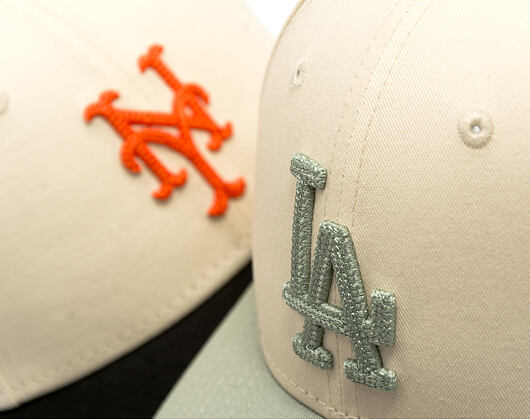 Kappe New Era - MLB Side Script 9FORTY M-CROWN - LA Dodgers - Cream / Pastel Green
