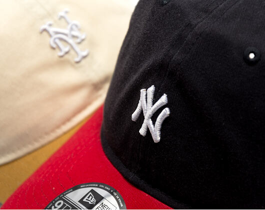 Kappe New Era - MLB Mini Logo Washed Contrast 9TWENTY - NY Yankees - Navy / Scarlet