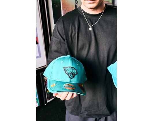 Kappe New Era - NFL 2026 Sideline 9SEVENTY Stretch-Snap - Jacksonville Jaguars - Team Color