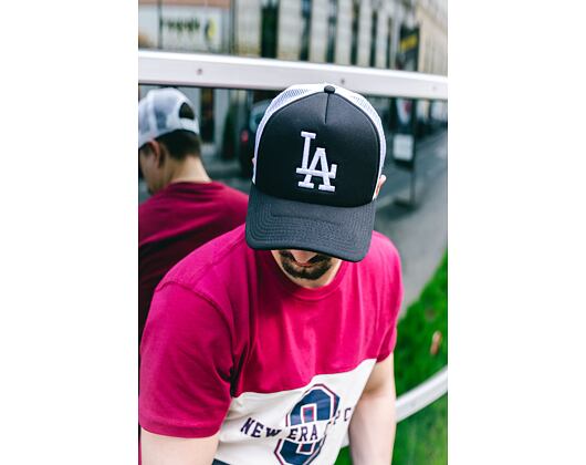 Kappe New Era - MLB Clean 9FORTY Trucker - LA Dodgers - Black / White